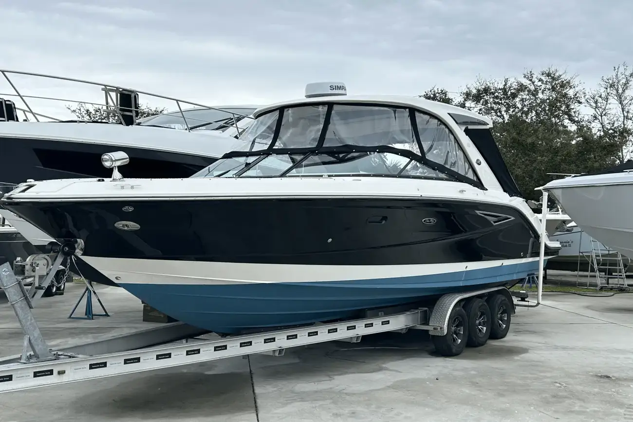 Sea Ray SLX 310