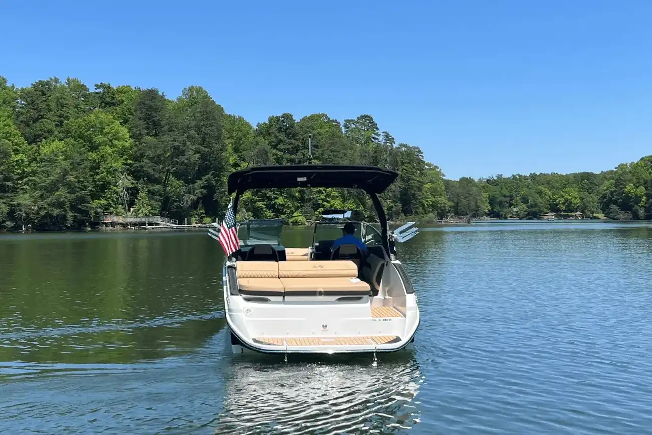 Thumbnail von Sea Ray SLX 260 Surf