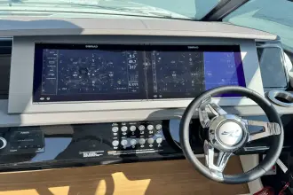 Thumbnail von Sea Ray SLX 400