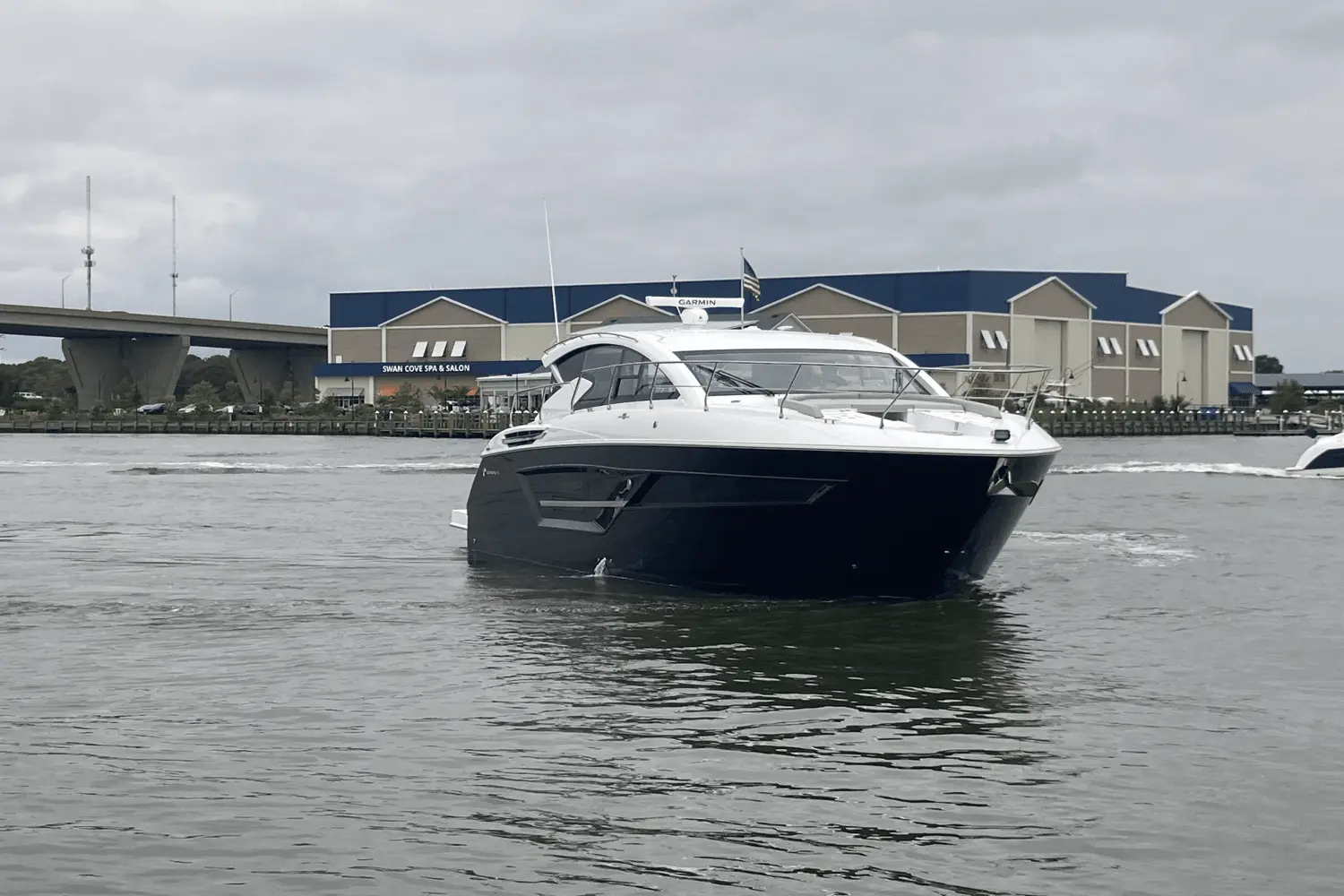 Thumbnail von Cruisers Yachts 46 Cantius