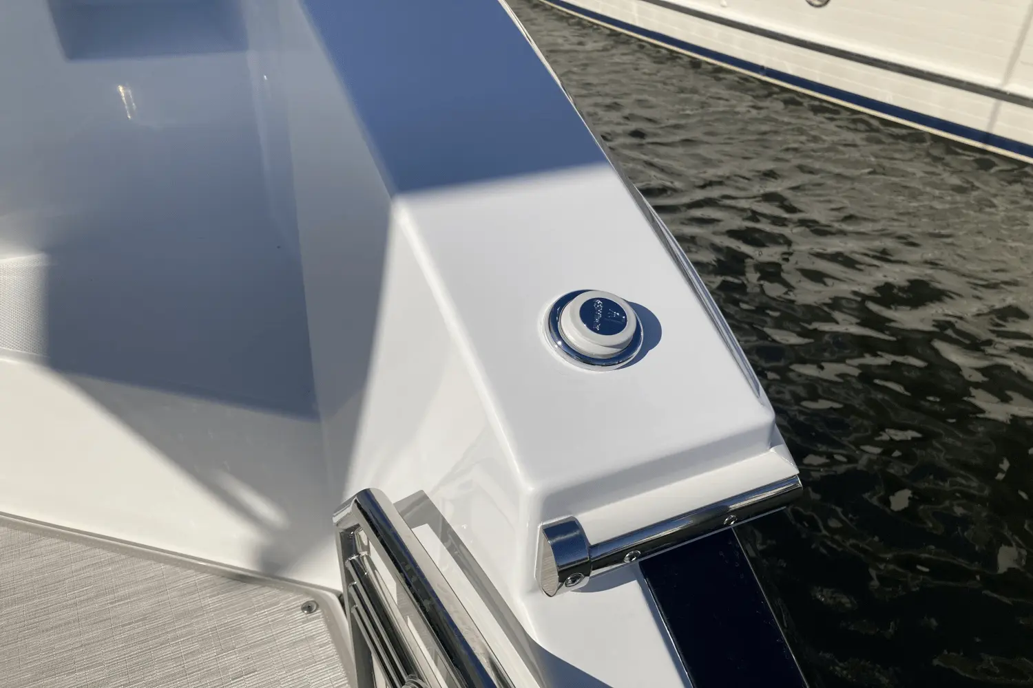 Thumbnail von Cruisers Yachts 46 Cantius