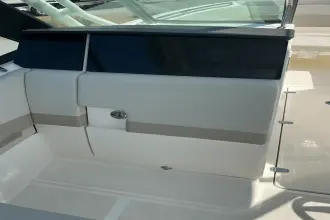 Thumbnail von Boston Whaler 240 Vantage