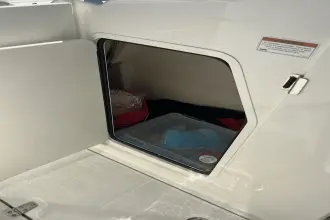 Thumbnail von Boston Whaler 240 Vantage