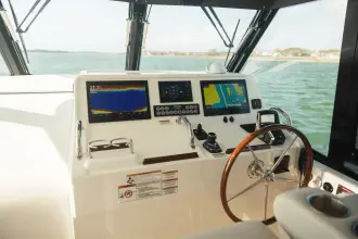 Thumbnail von MJM Yachts 4