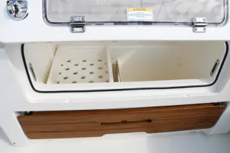 Thumbnail von Boston Whaler 380 Realm