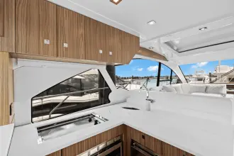 Thumbnail von Cruisers Yachts 50 Cantius