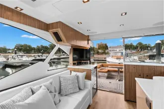 Thumbnail von Cruisers Yachts 50 Cantius