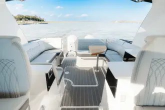 Thumbnail von Sea Ray 370 Sundancer Outboard