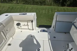 Thumbnail von Boston Whaler 330 Outrage
