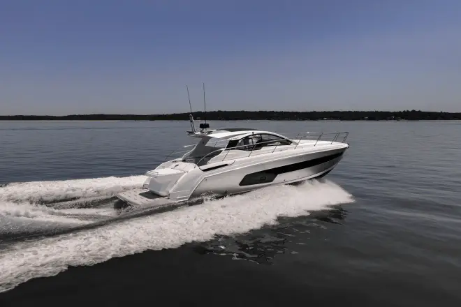 Azimut Atlantis 45