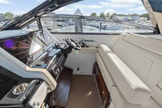Thumbnail von Cruisers Yachts 42 GLS OB
