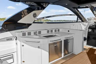 Thumbnail von Cruisers Yachts 42 GLS OB