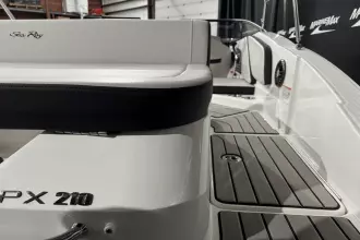 Thumbnail von Sea Ray SPX 210