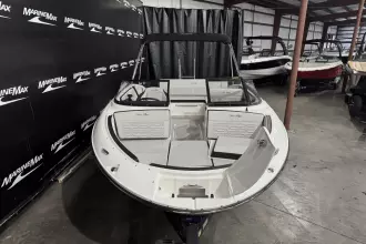 Thumbnail von Sea Ray SPX 210
