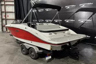 Thumbnail von Sea Ray SPX 210