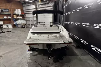 Thumbnail von Sea Ray SPX 210