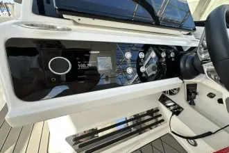 Thumbnail von Sea Ray SLX 310 Outboard