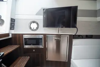 Thumbnail von Cruisers Yachts 42 GLS OB