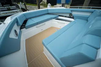 Thumbnail von Cruisers Yachts 42 GLS OB