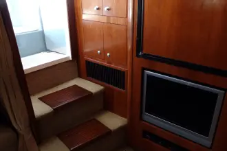 Thumbnail von Cruisers Yachts 370 Express