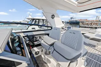 Thumbnail von Sea Ray SLX 400 Outboard