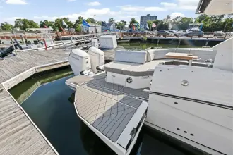 Thumbnail von Sea Ray SLX 400 Outboard