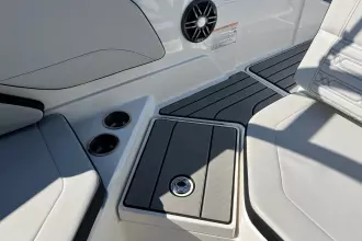 Thumbnail von Sea Ray SPX 210