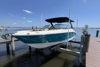 Sea Ray SLX 280 Outboard