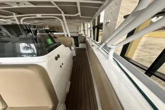 Thumbnail von Nautica International 44 Express