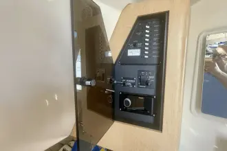 Thumbnail von Boston Whaler 370 Outrage