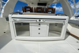 Thumbnail von Boston Whaler 420 Outrage