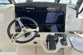 Thumbnail von Boston Whaler 350 Realm