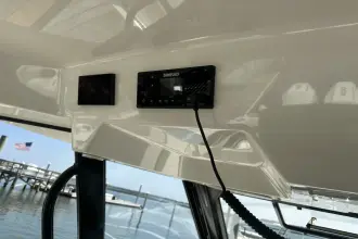 Thumbnail von Boston Whaler 350 Realm