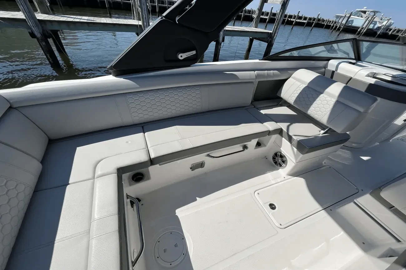 Thumbnail von Sea Ray SDX 270