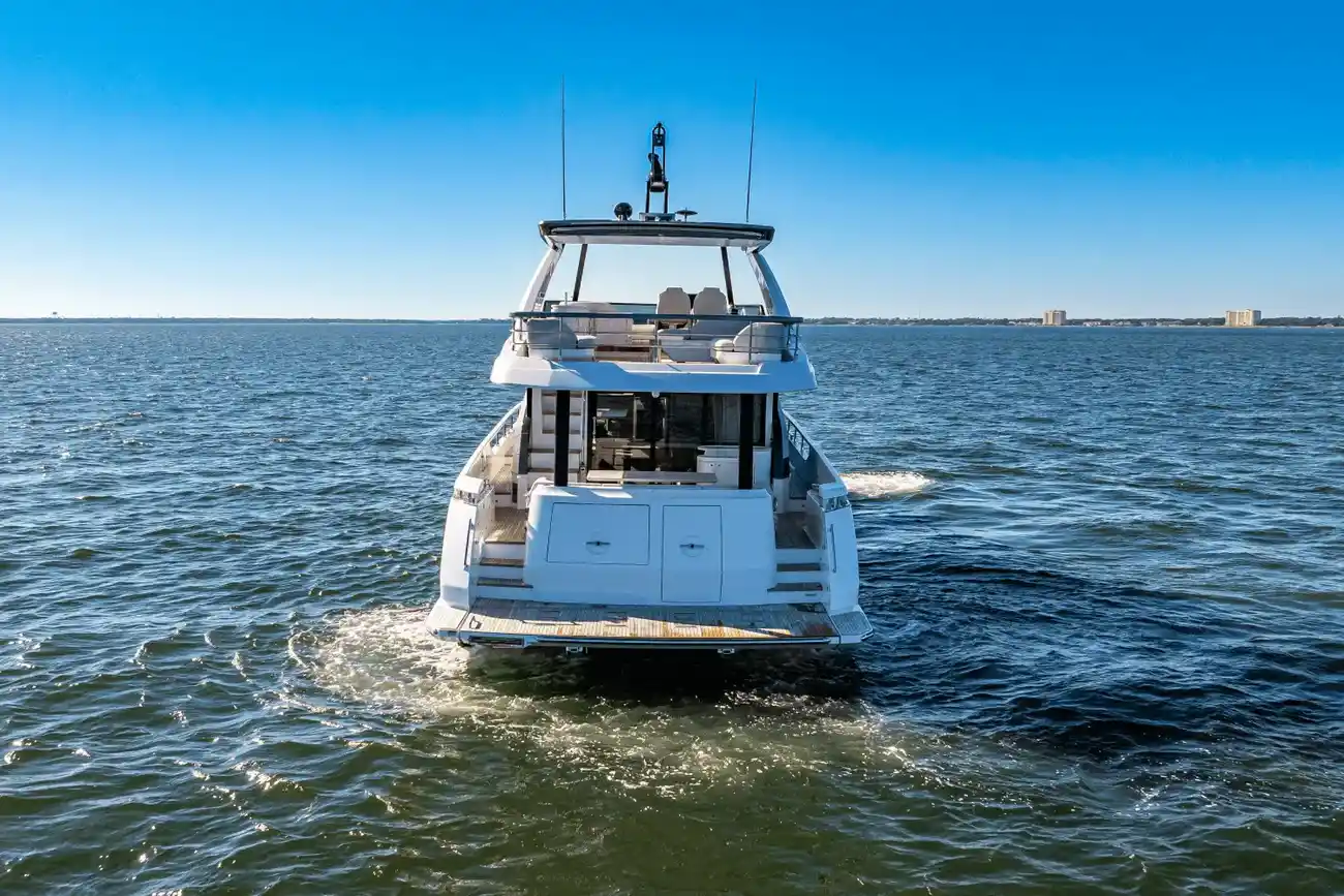 Thumbnail von Azimut 68