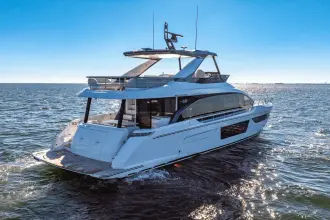 Thumbnail von Azimut 68