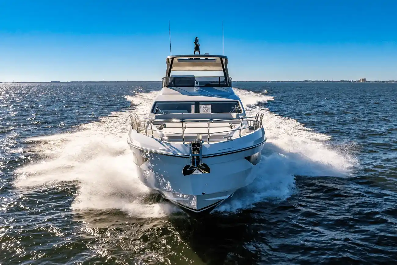 Thumbnail von Azimut 68