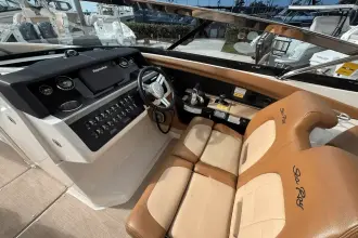 Thumbnail von Sea Ray SLX 350
