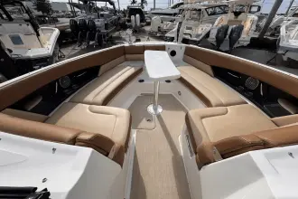 Thumbnail von Sea Ray SLX 350