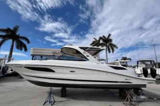 Thumbnail von Sea Ray SLX 350