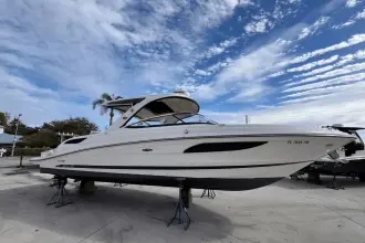 Thumbnail von Sea Ray SLX 350