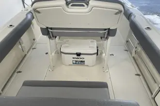 Thumbnail von Boston Whaler 230 Outrage
