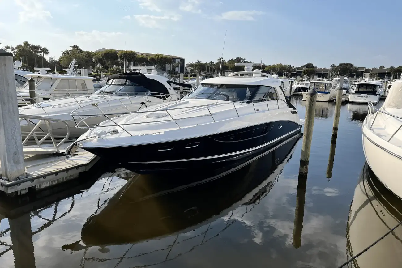 Sea Ray 450 Sundancer