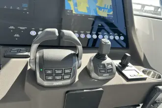 Thumbnail von Azimut Atlantis 45