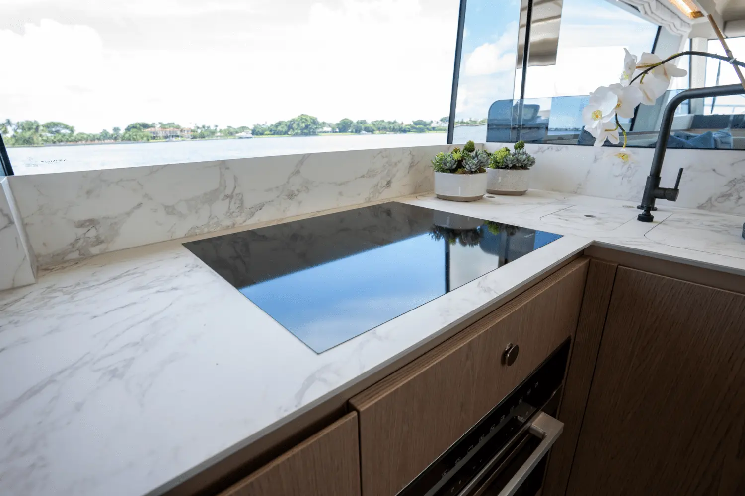 Thumbnail von Azimut 60