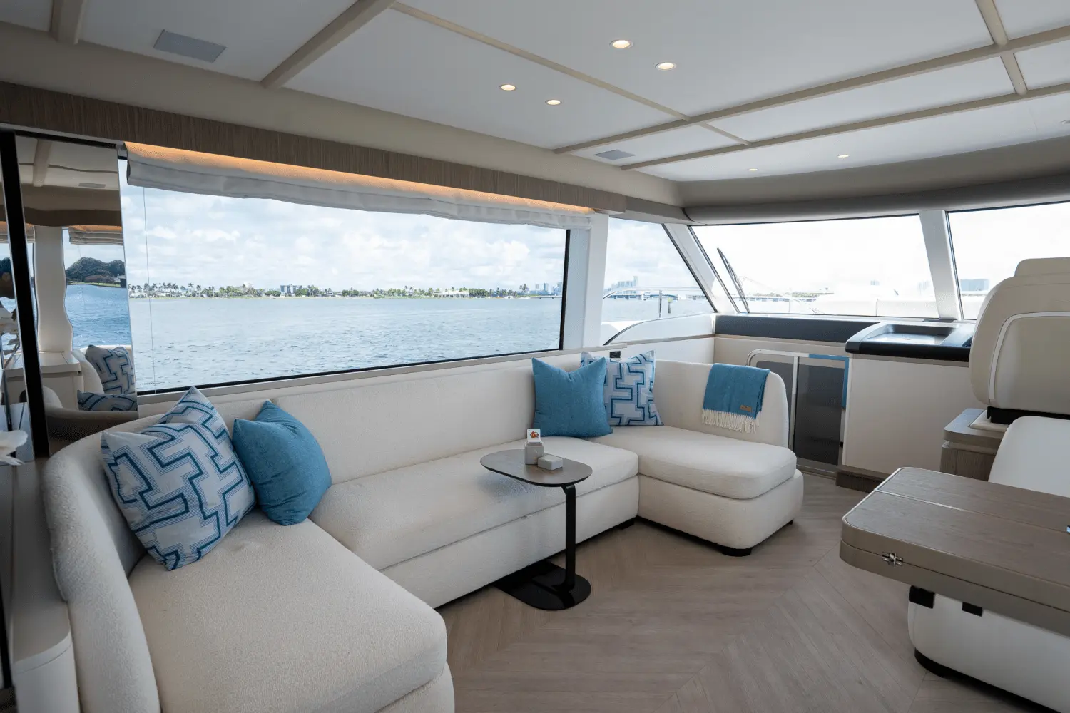 Thumbnail von Azimut 60