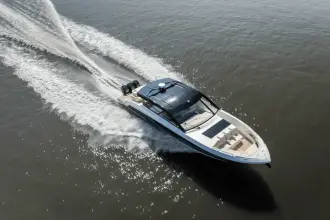 Thumbnail von Cruisers Yachts 50 GLS OB