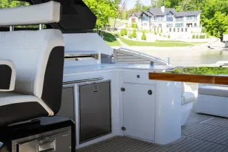 Thumbnail von Cruisers Yachts 50 GLS OB