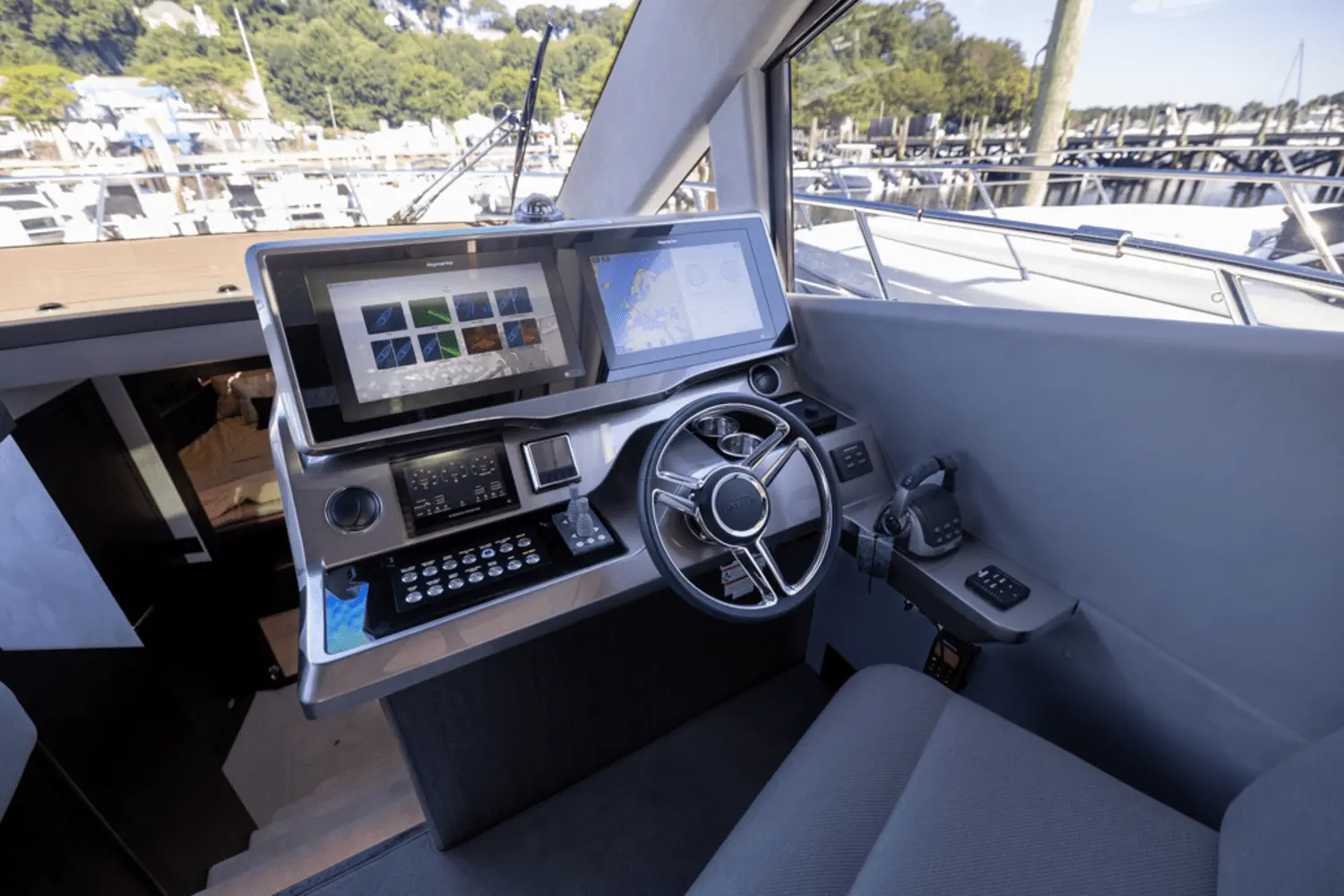 Thumbnail von Galeon 510 SKY