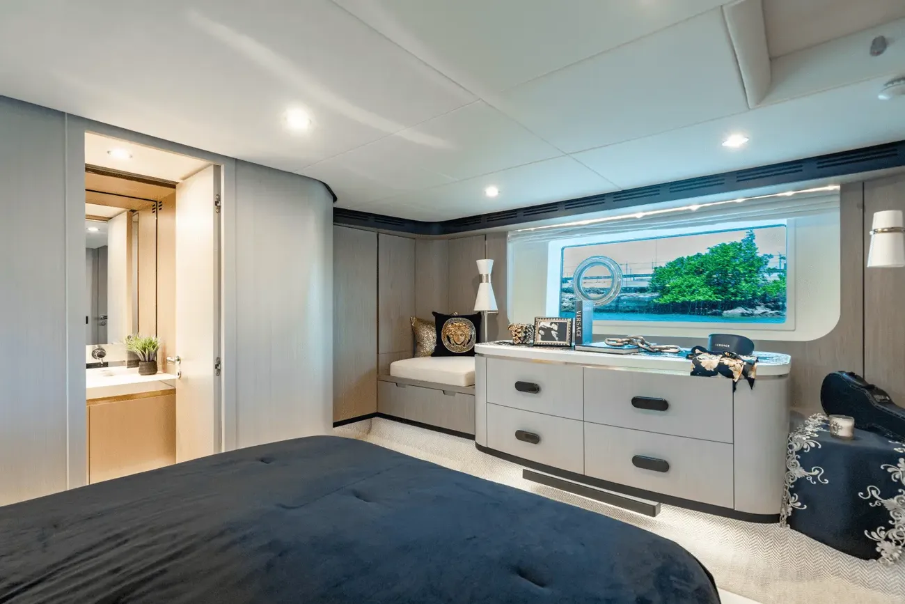 Thumbnail von Azimut 60